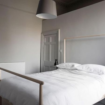 Spacious Georgian Pad - Free Parking - Walk To Bath Apartment Bagian luar foto
