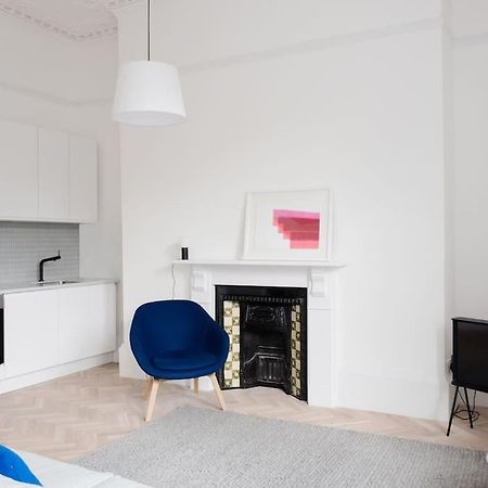 Spacious Georgian Pad - Free Parking - Walk To Bath Apartment Bagian luar foto